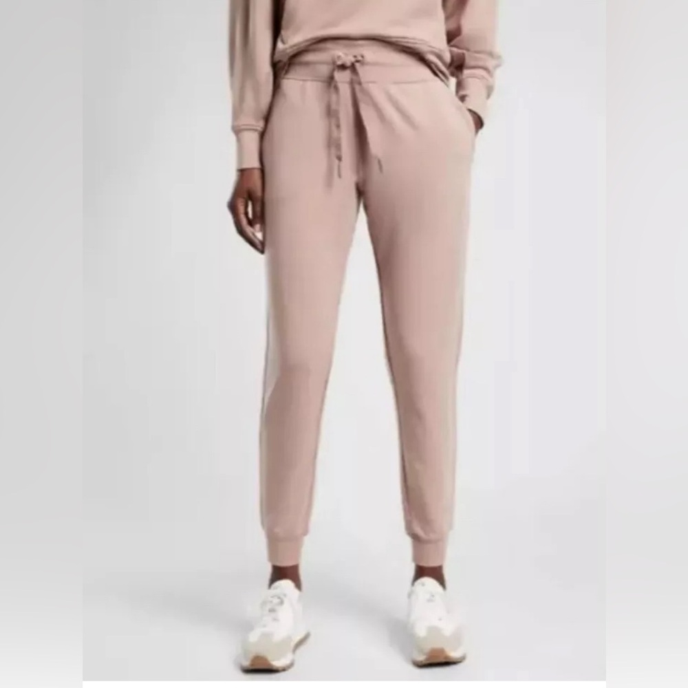 Athleta Balance Jogger Sz LT large Tall